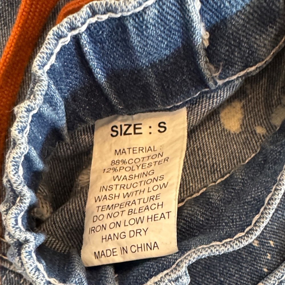 Amazon Women's Blue Boyfriend Jeans with Orange Tie - Picture 2 of 9